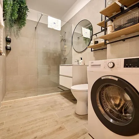 Infinity By Sea - Parking