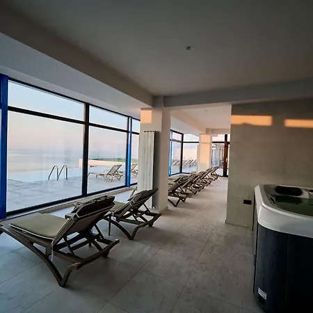 Infinity By Sea - Parking Mamaia