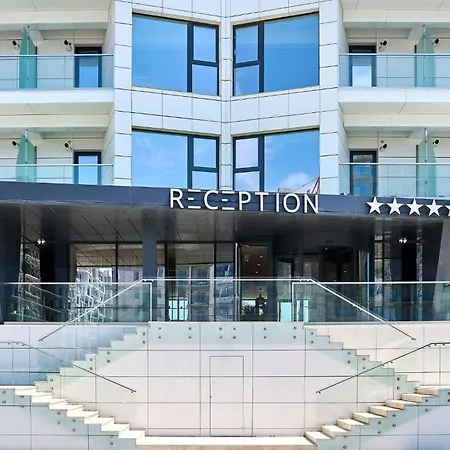 Infinity By Sea - Parking *